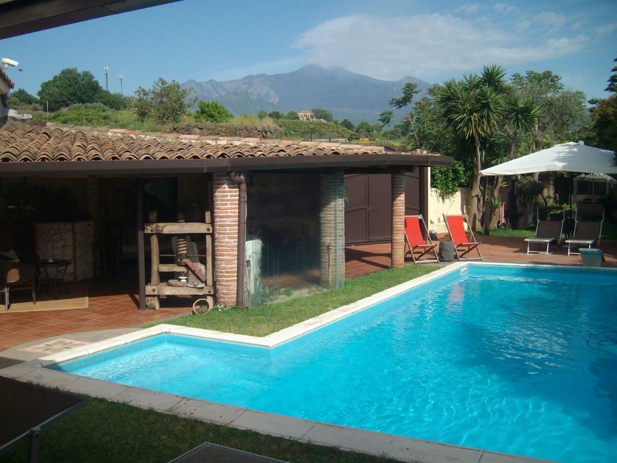 Villa Singola -Sole-Luna-Casavilladusoleil أتشيريالي المظهر الخارجي الصورة
