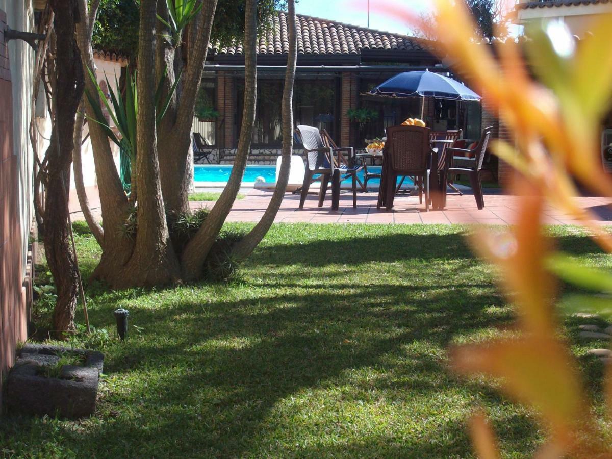 Villa Singola -Sole-Luna-Casavilladusoleil أتشيريالي المظهر الخارجي الصورة