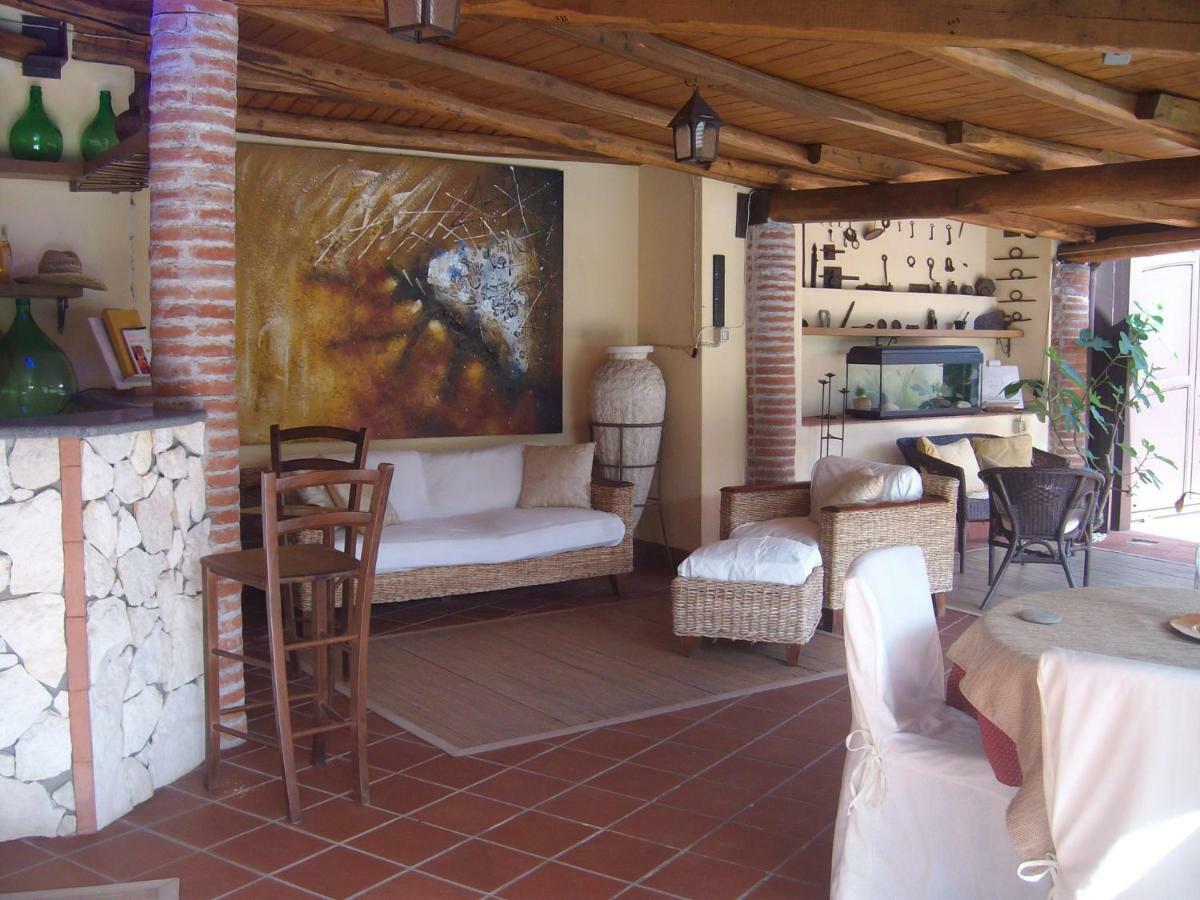 Villa Singola -Sole-Luna-Casavilladusoleil أتشيريالي المظهر الخارجي الصورة