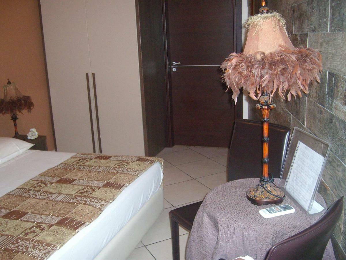 Villa Singola -Sole-Luna-Casavilladusoleil أتشيريالي المظهر الخارجي الصورة